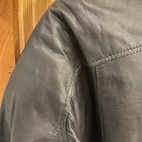 Black Leather Jacket with Brown Lining Size XL - Picture 12 of 15